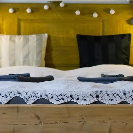 Ablak A Hegyre Vendeghaz Mindszentkálla