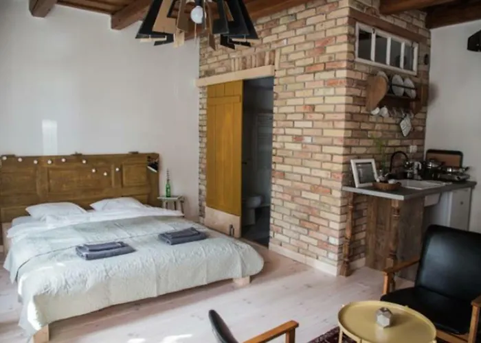 Ablak A Hegyre Vendeghaz Gasthuis 3*