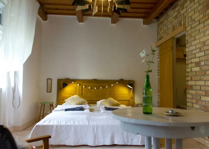 Ablak A Hegyre Vendeghaz 3*